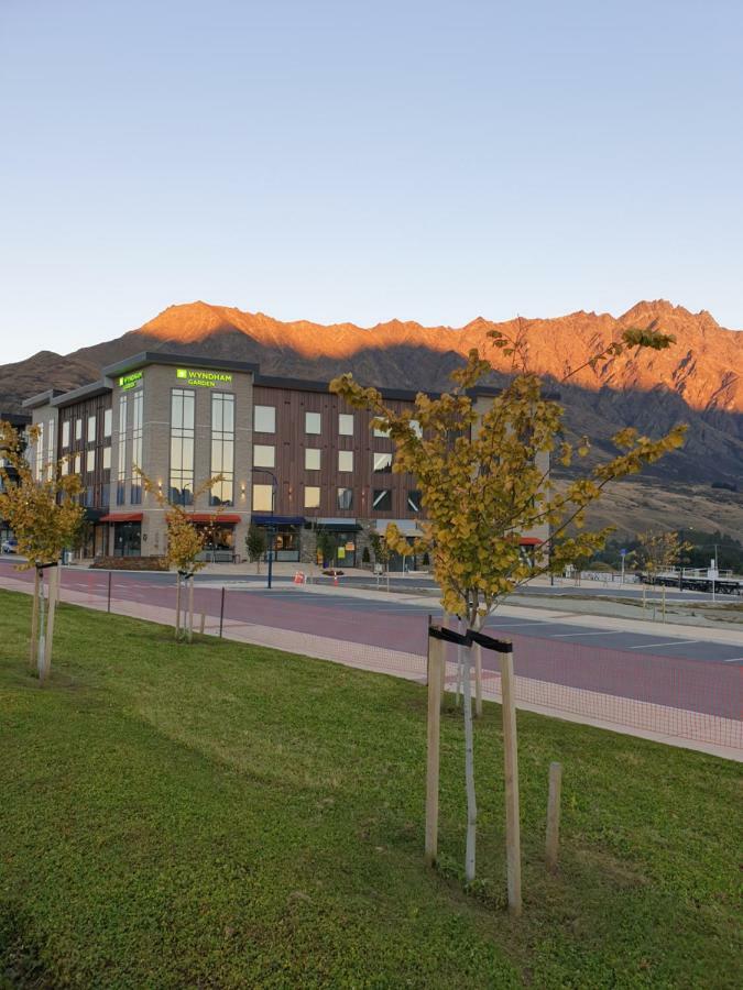 Wyndham Garden Remarkables Park Queenstown Hotel Exterior photo